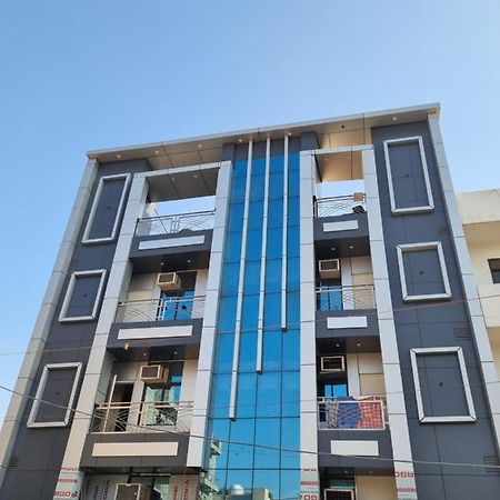Hotel O Greno House Near Pvr Ansal Plaza Greater Noida Exteriér fotografie