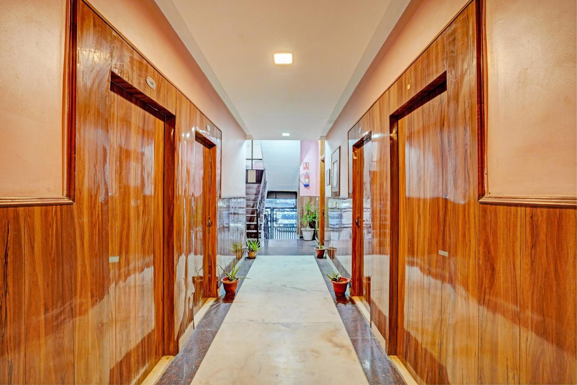 Hotel O Greno House Near Pvr Ansal Plaza Greater Noida Exteriér fotografie